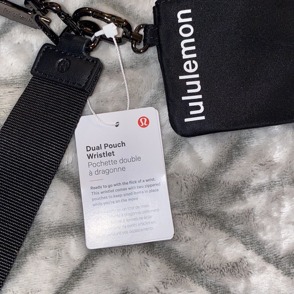 NEW LULULEMON Dual Pouch Wristlet - Picture 14 of 16